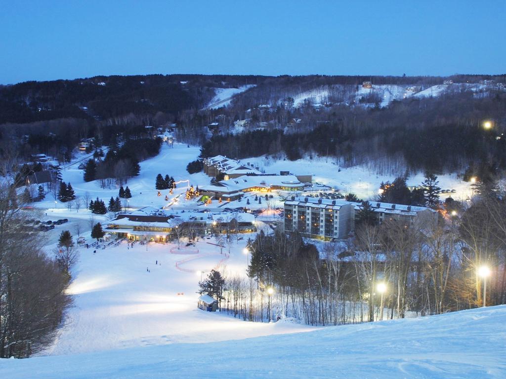 Horseshoe Resort Barrie Exterior photo